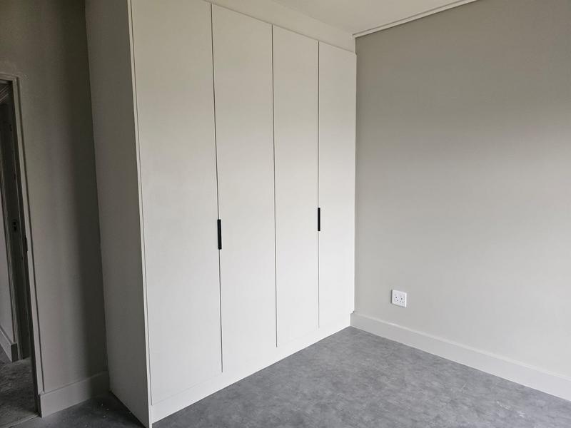To Let 3 Bedroom Property for Rent in Uitzicht Western Cape
